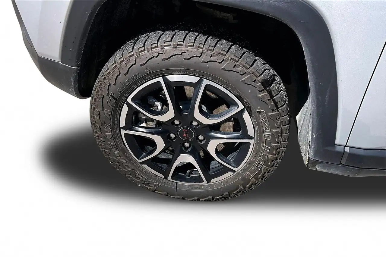 Jeep Compass - Image 37