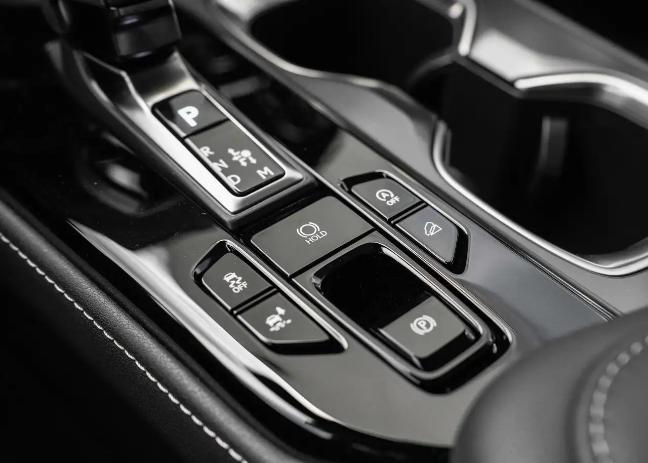 Lexus NX - Image 26