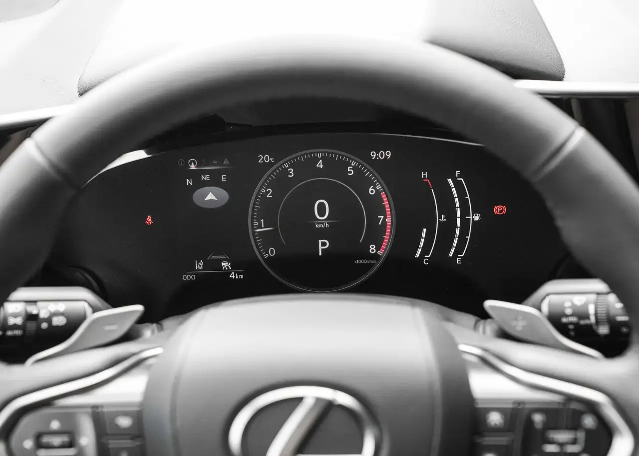Lexus NX - Image 16