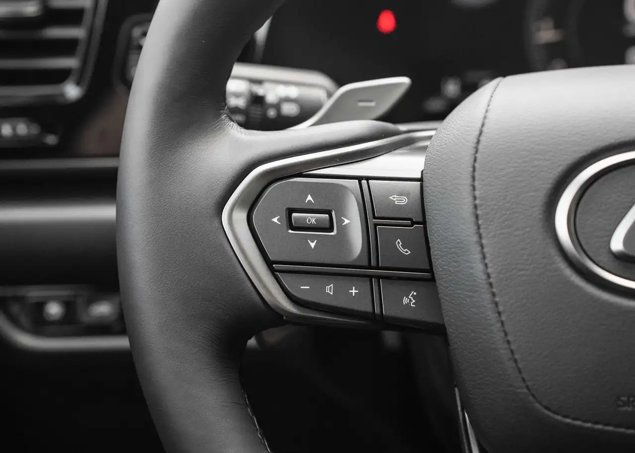 Lexus NX - Image 14