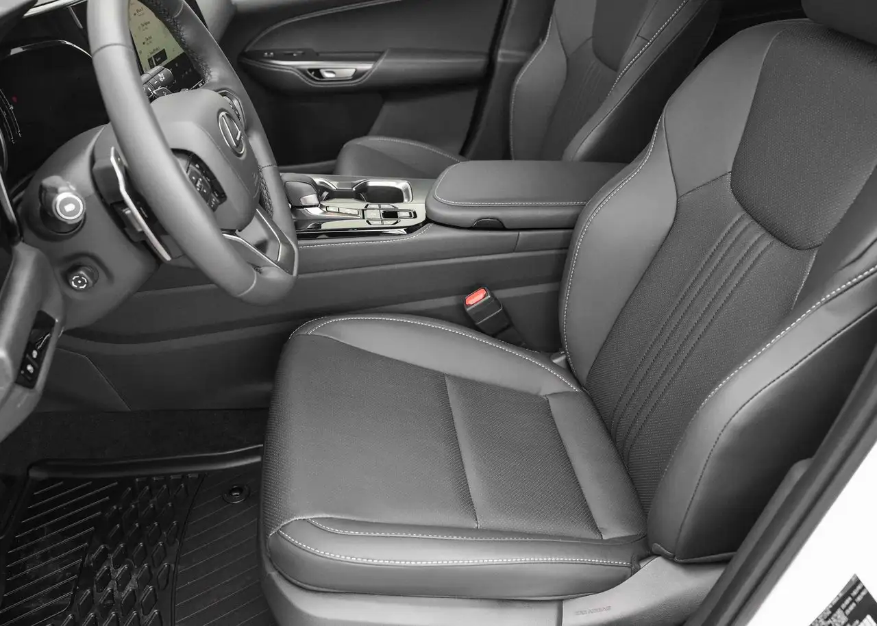 Lexus NX - Image 8