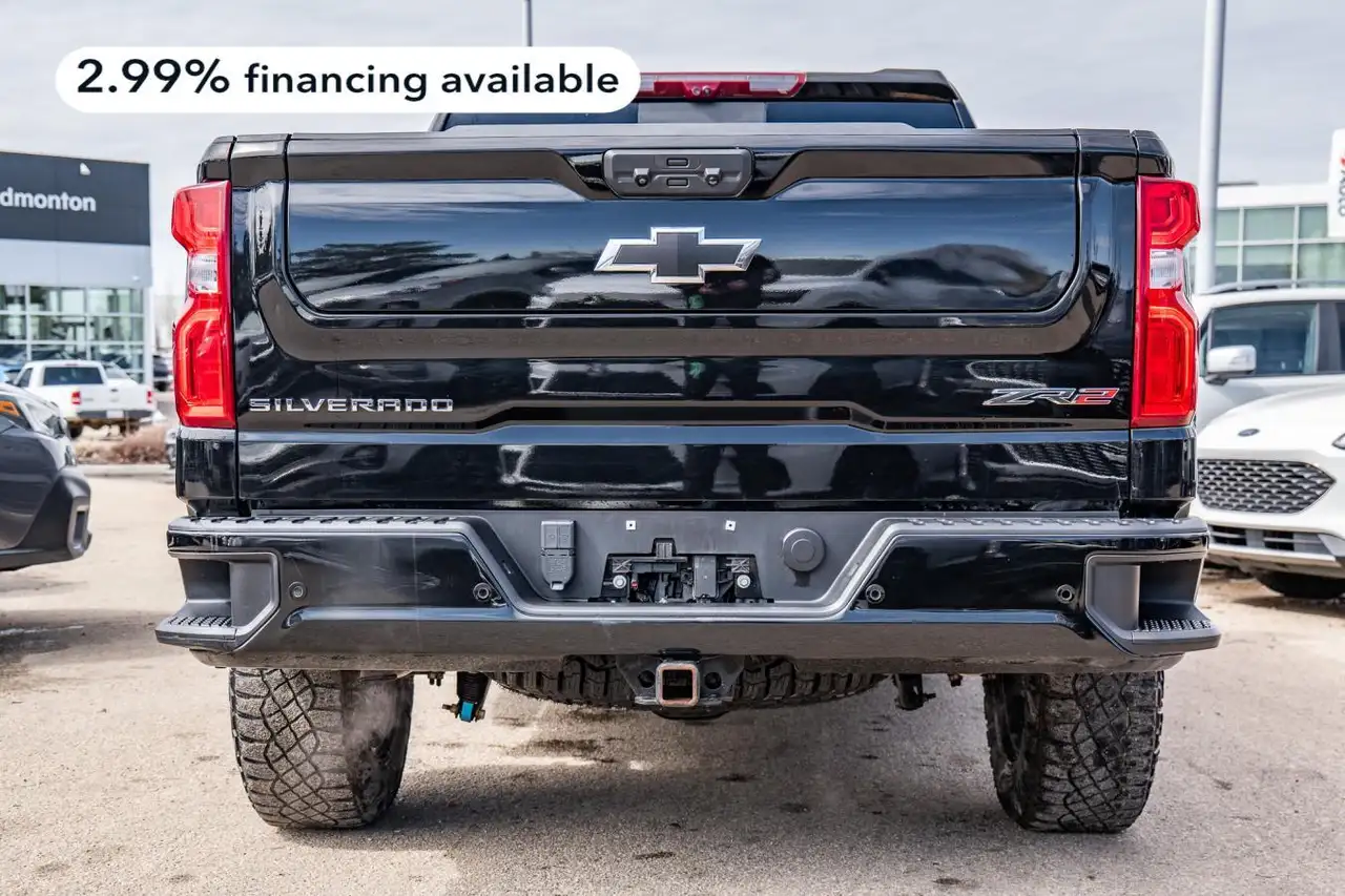 Chevrolet Silverado 1500 - Image 3