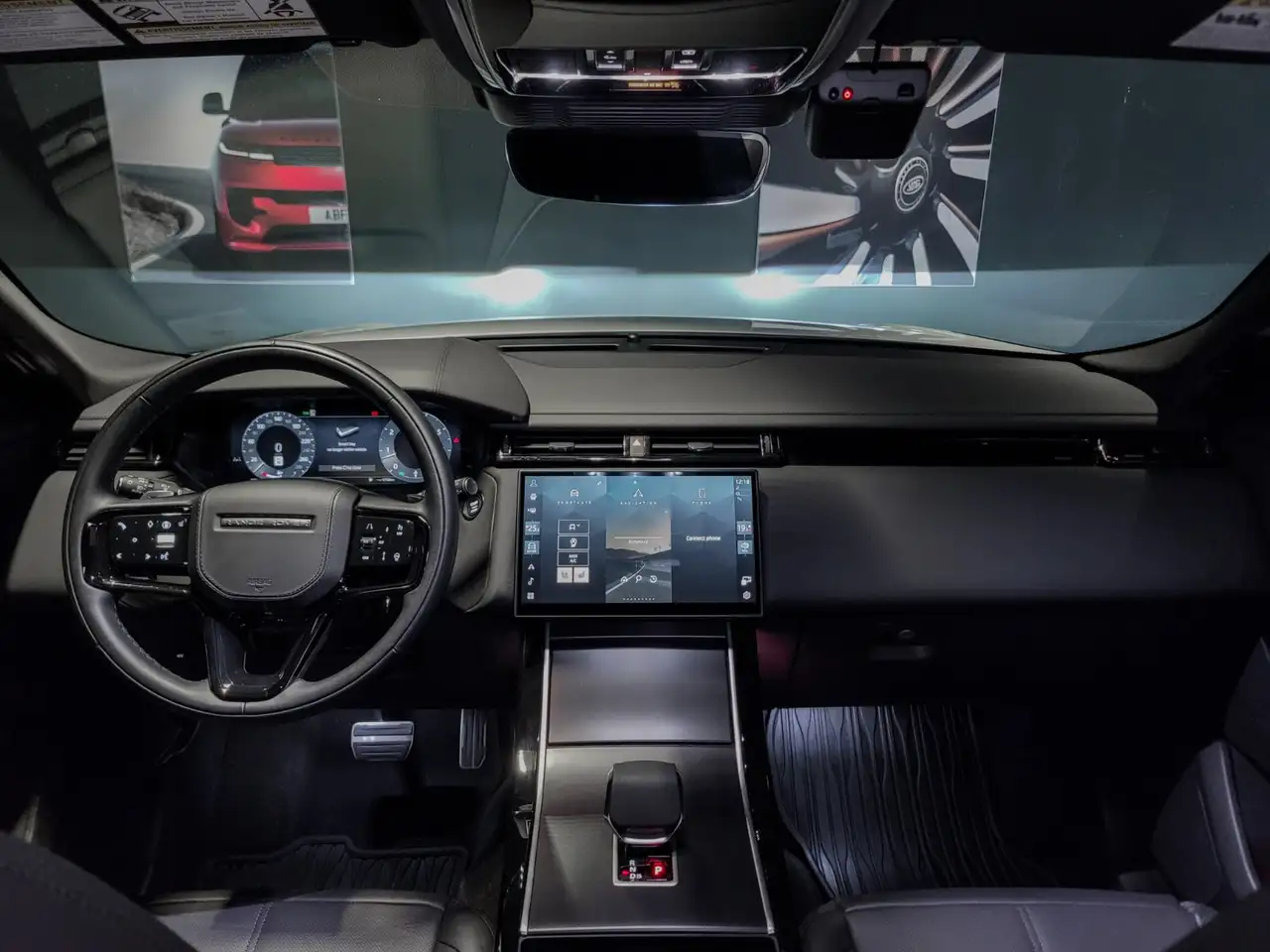 Land Rover Range Rover Velar - Image 23
