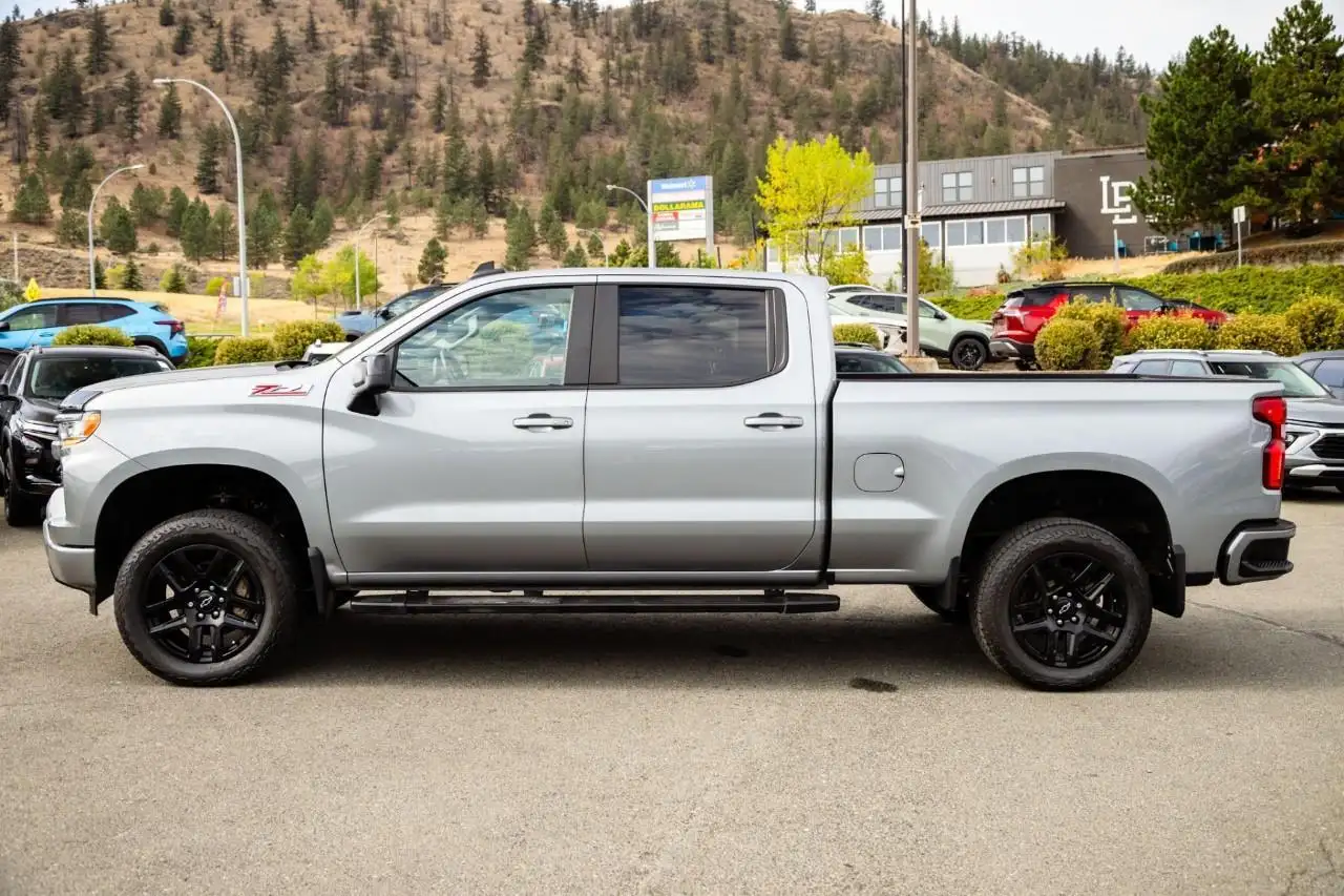 Chevrolet Silverado 1500 - Image 6