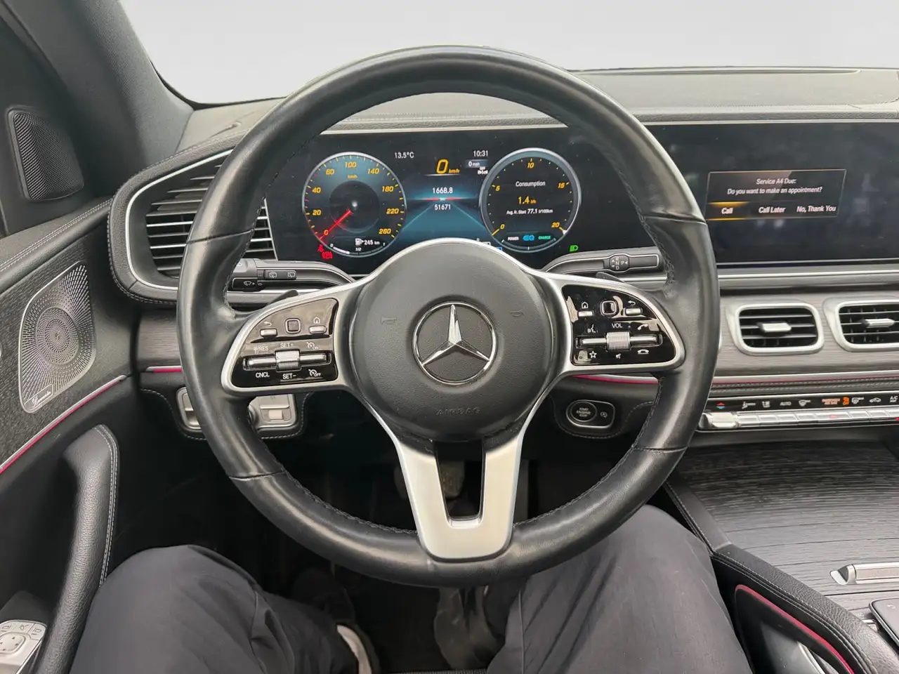 Mercedes-Benz GLE - Image 13
