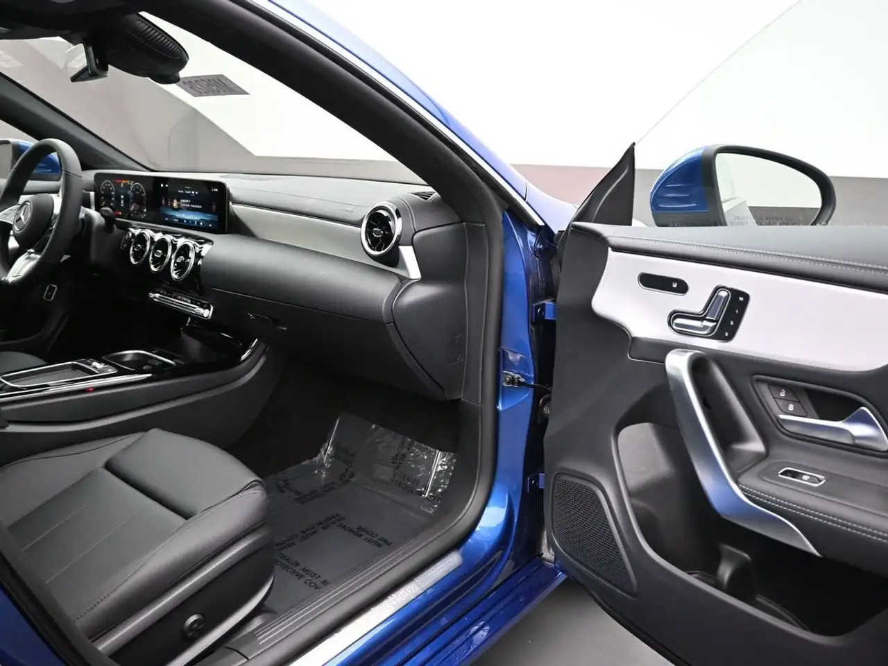 Mercedes-Benz CLA - Image 22