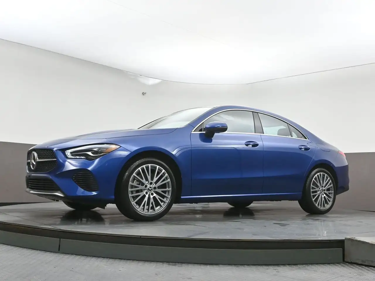 Mercedes-Benz CLA - Image 35