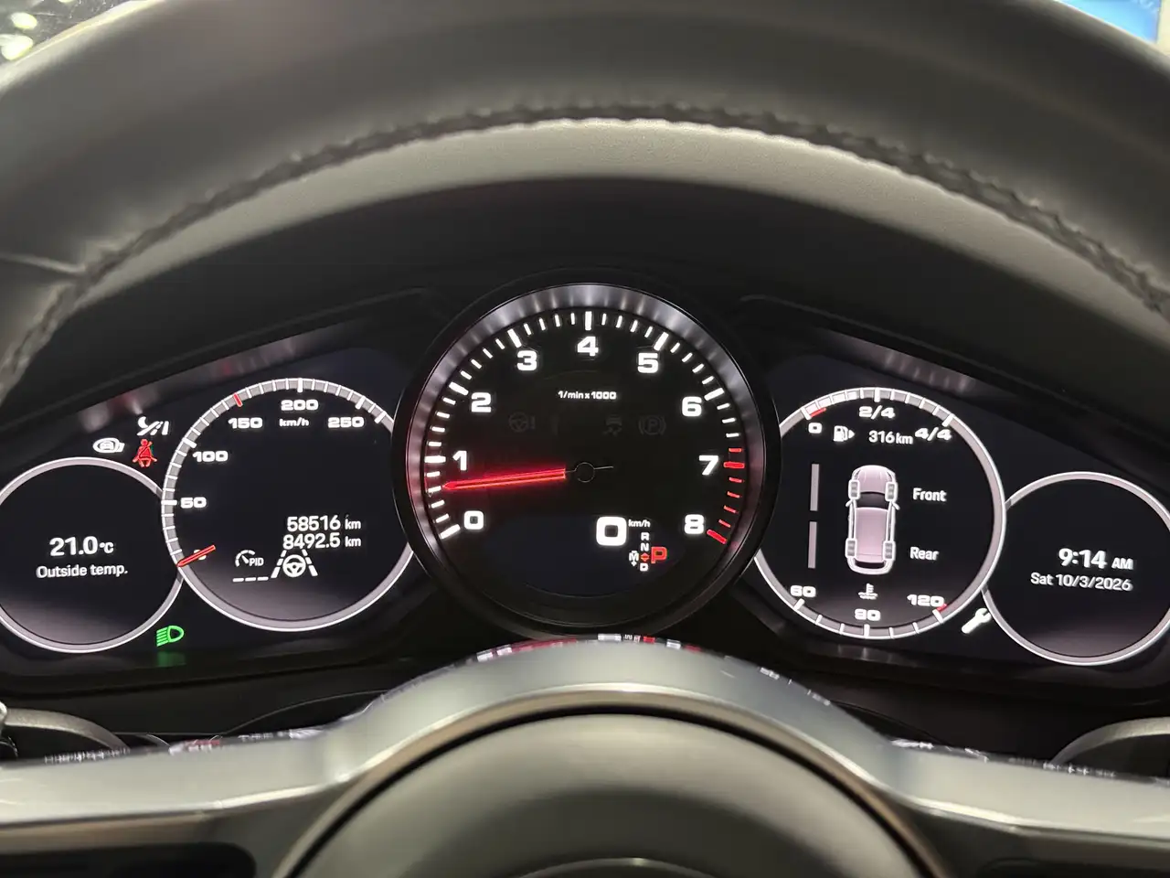Porsche Cayenne - Image 18
