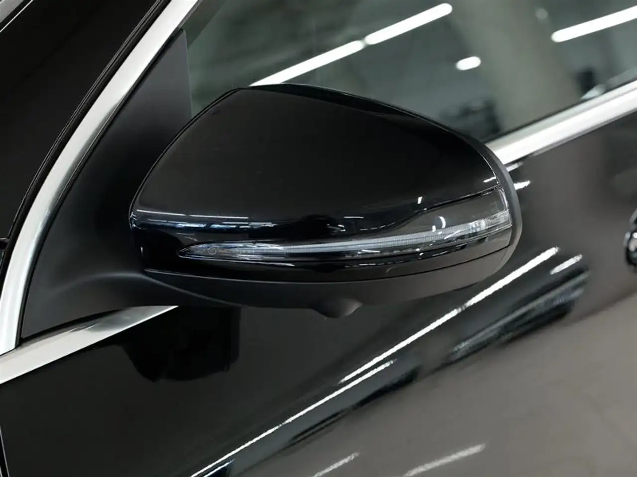 Mercedes-Benz GLA - Image 14