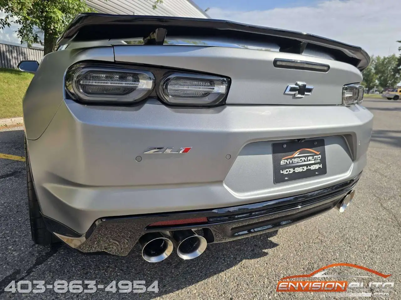 Chevrolet Camaro - Image 11