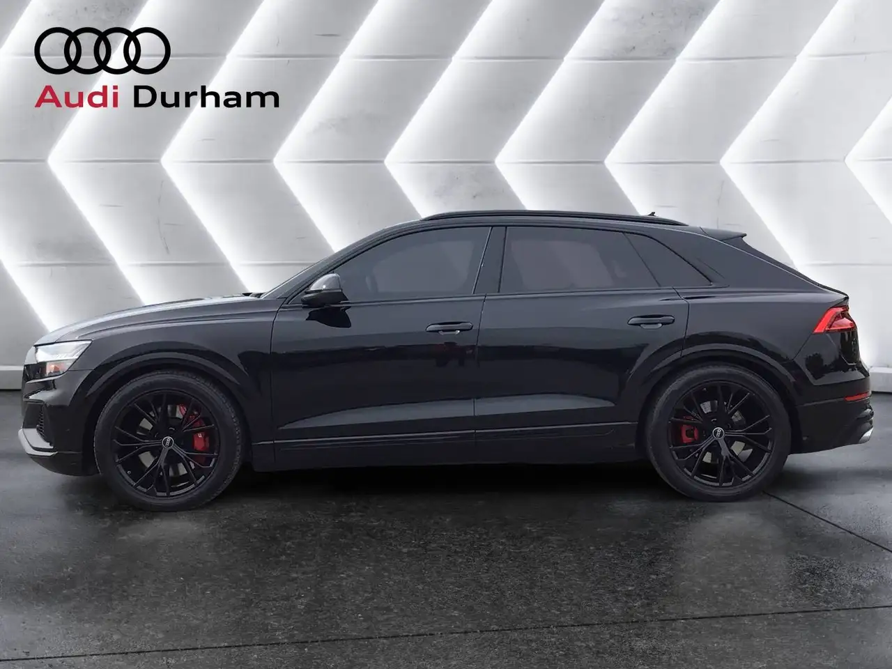 Audi SQ8 - Image 2
