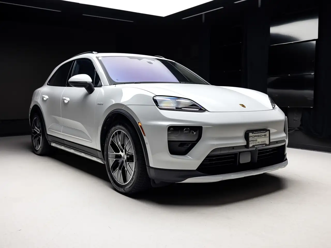 Porsche Macan - Image 3