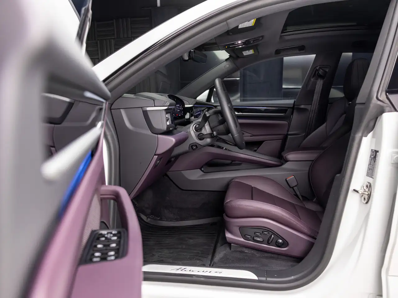 Porsche Macan - Image 19