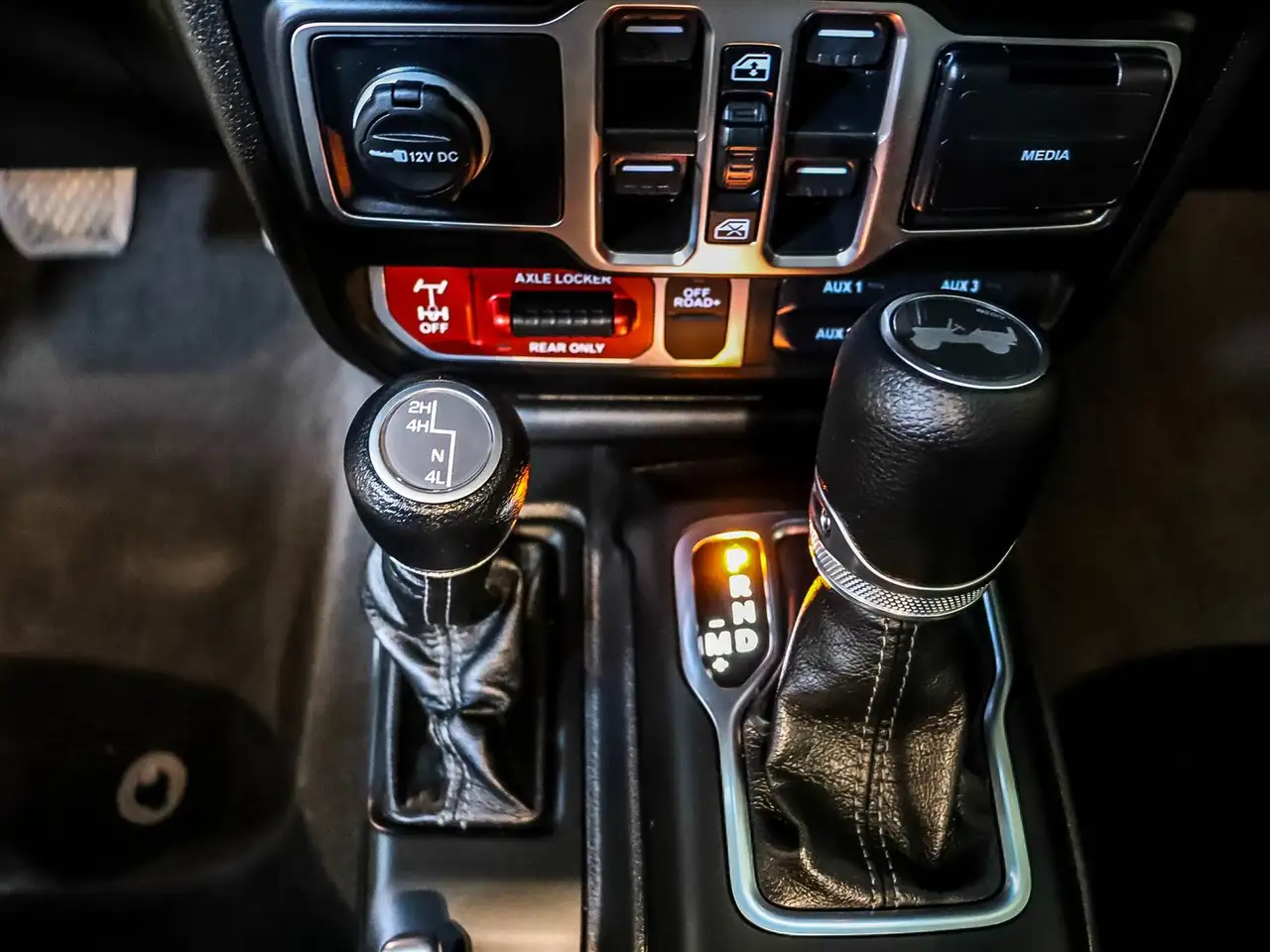 Jeep Wrangler - Image 24