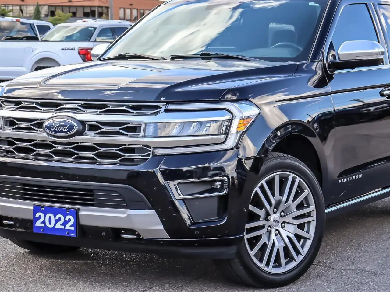 Ford Expedition - Image 2