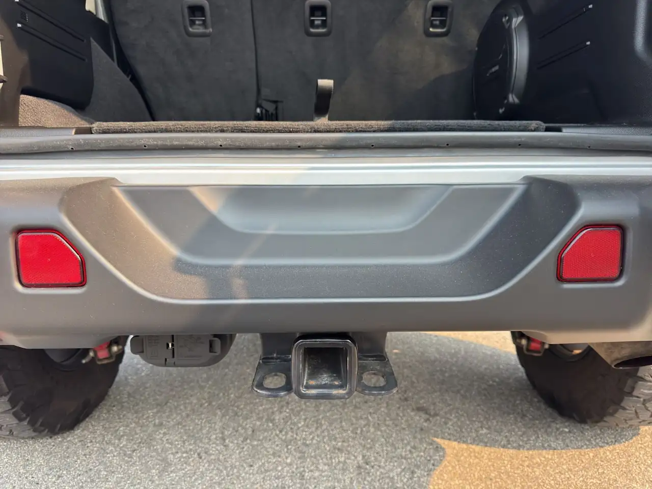Jeep Wrangler - Image 10