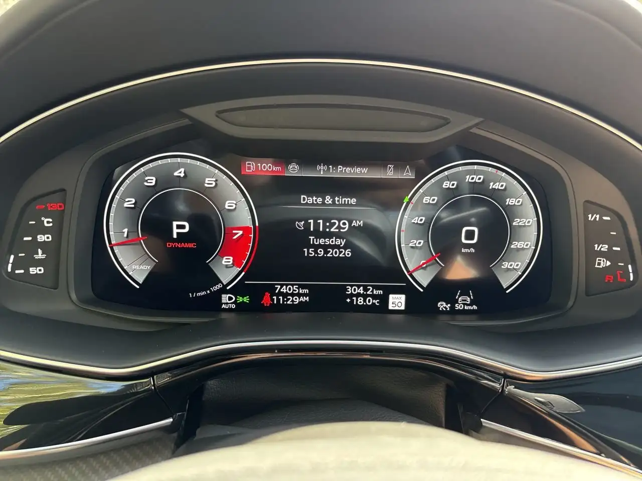 Audi SQ8 - Image 23