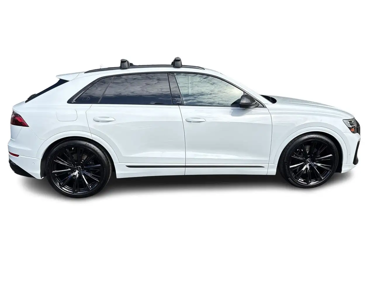 Audi SQ8 - Image 16