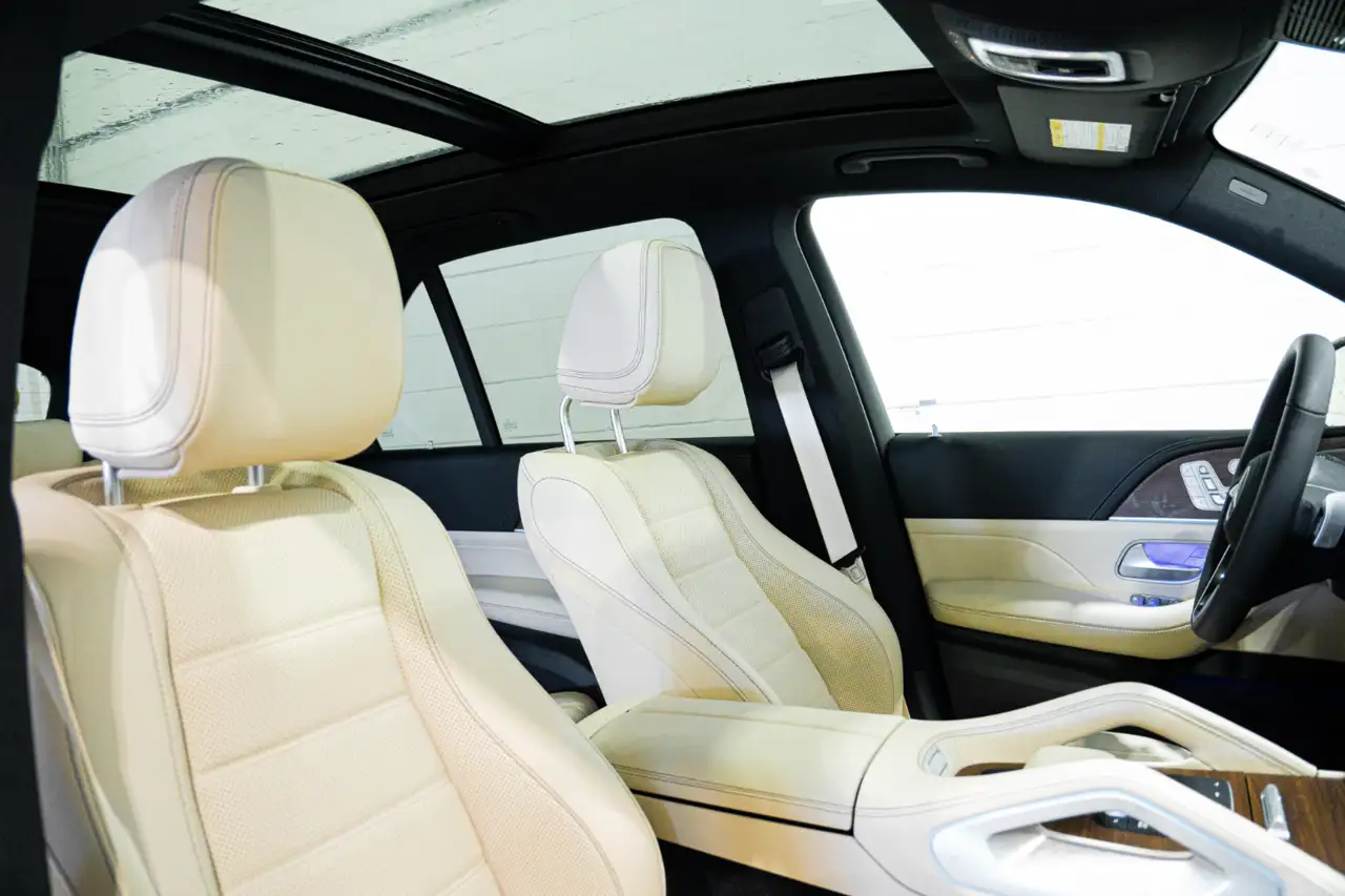 Mercedes-Benz GLE - Image 16