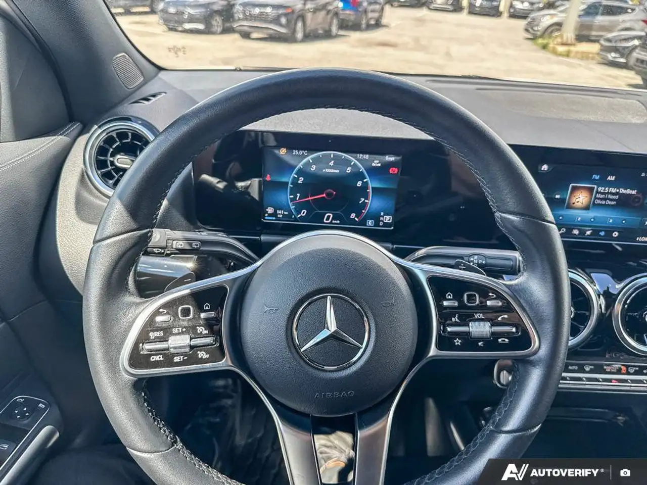 Mercedes-Benz GLA - Image 17