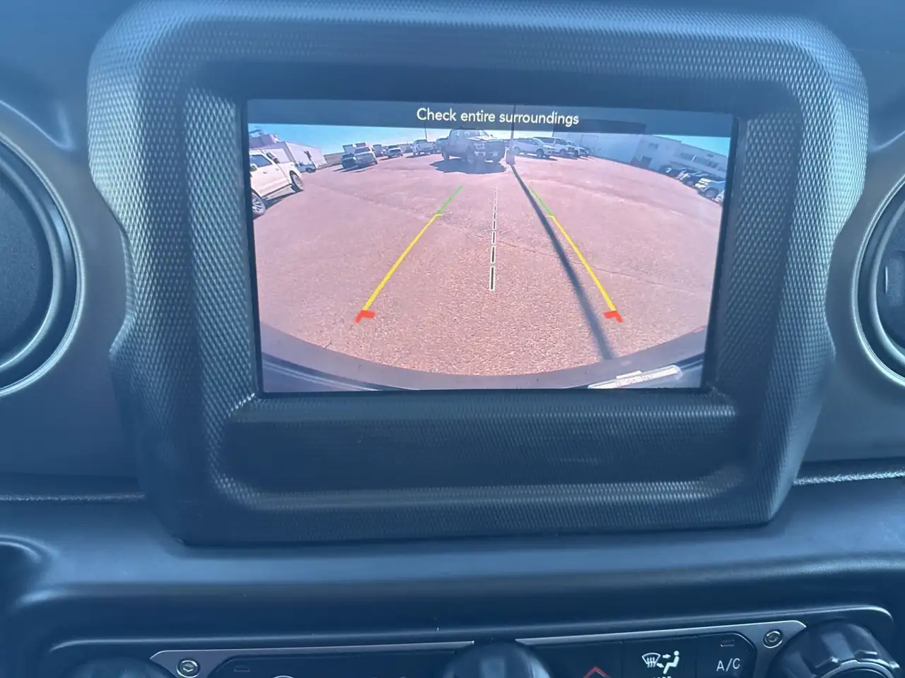 Jeep Wrangler - Image 20