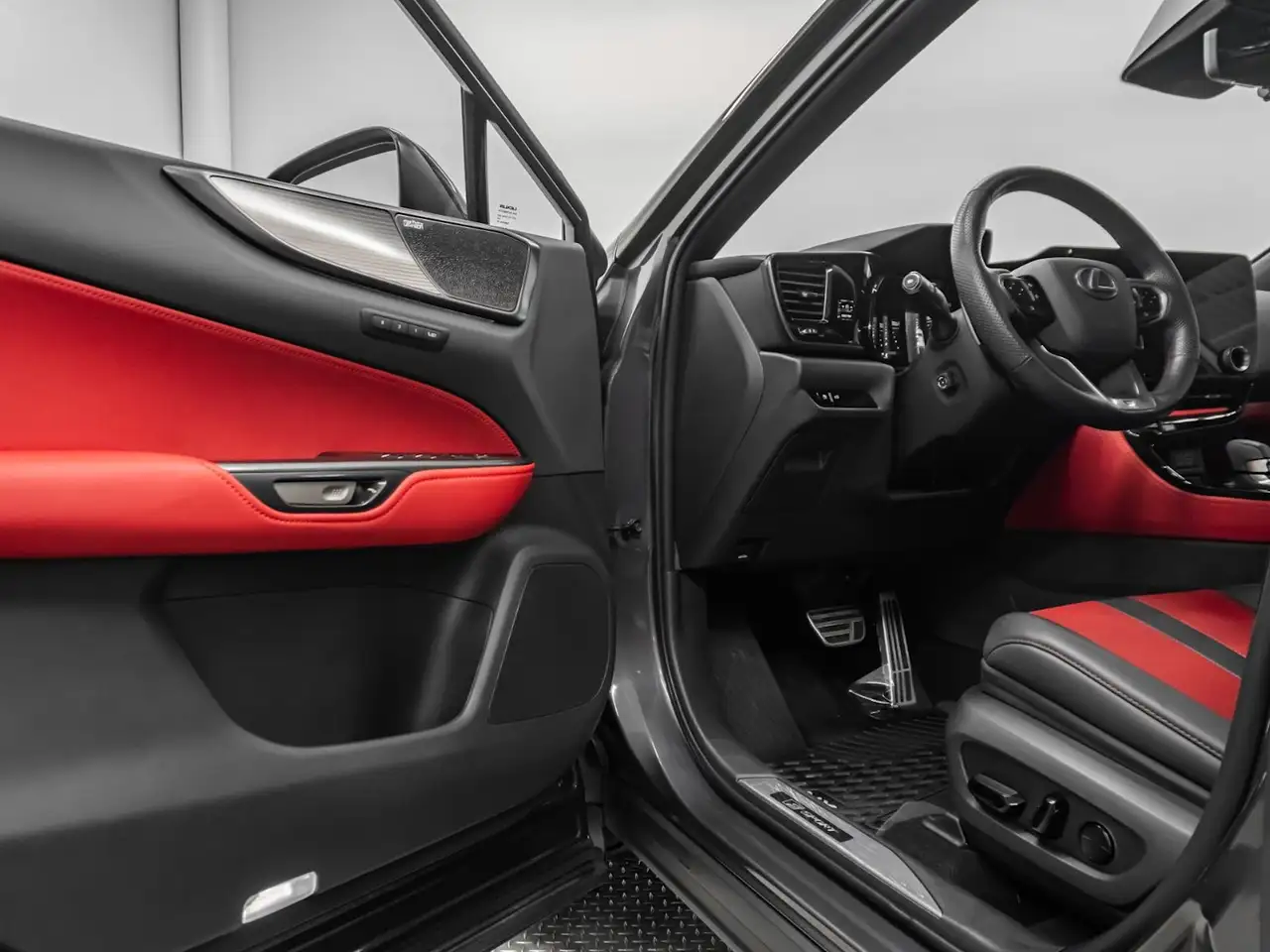 Lexus NX - Image 4