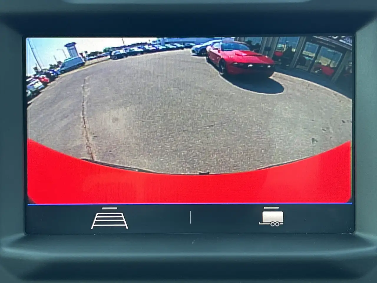 Chevrolet Silverado 1500 - Image 16