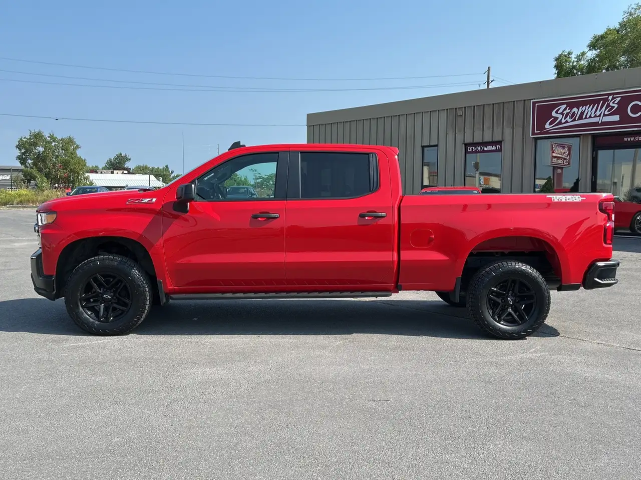 Chevrolet Silverado 1500 - Image 2