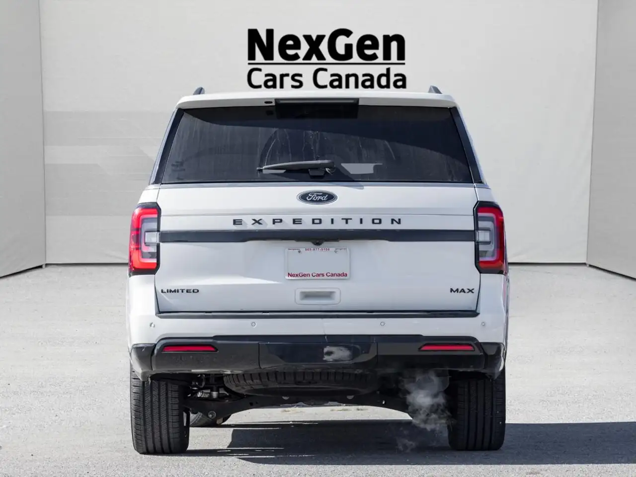 Ford Expedition - Image 9