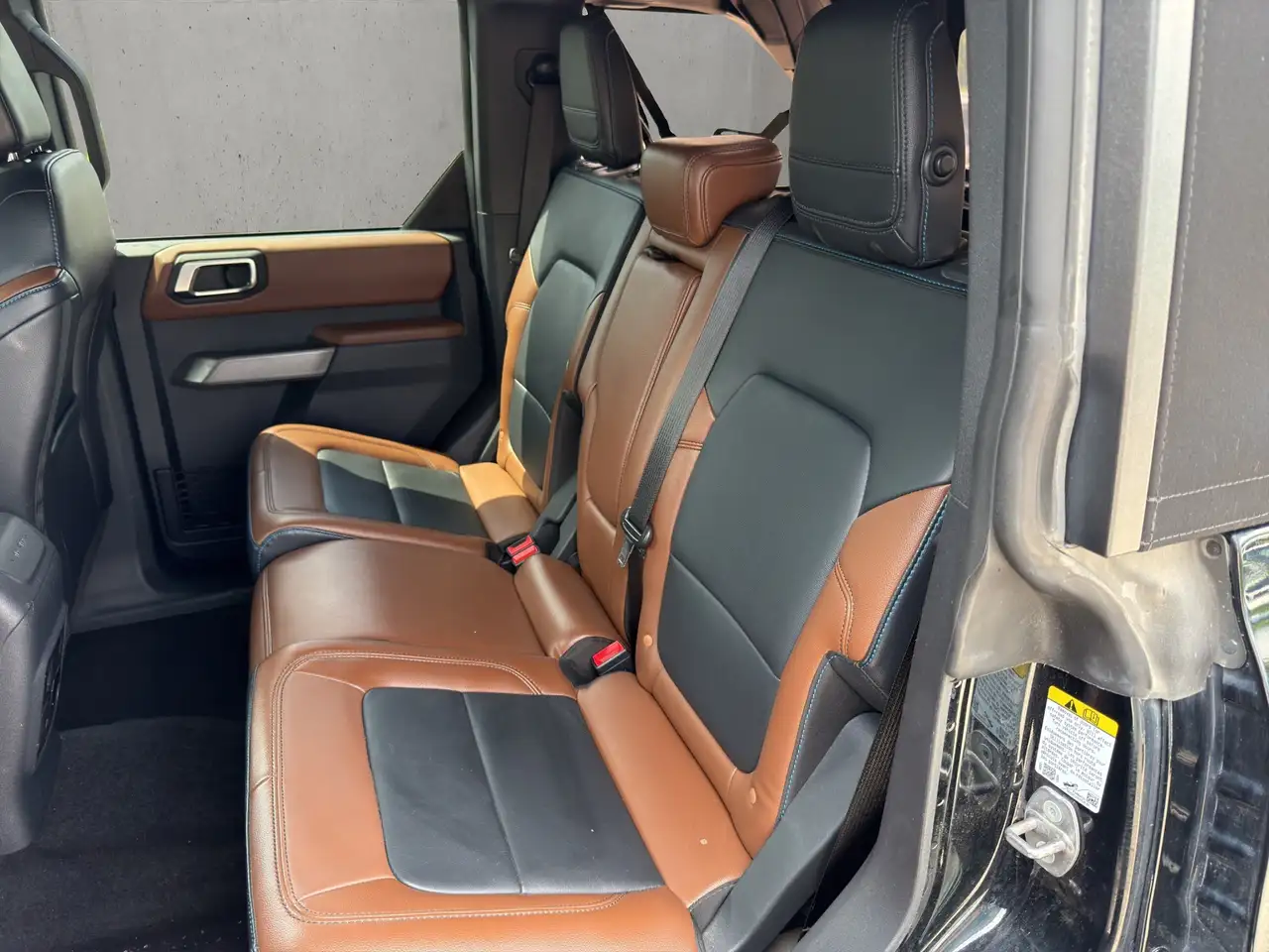 Ford Bronco - Image 13