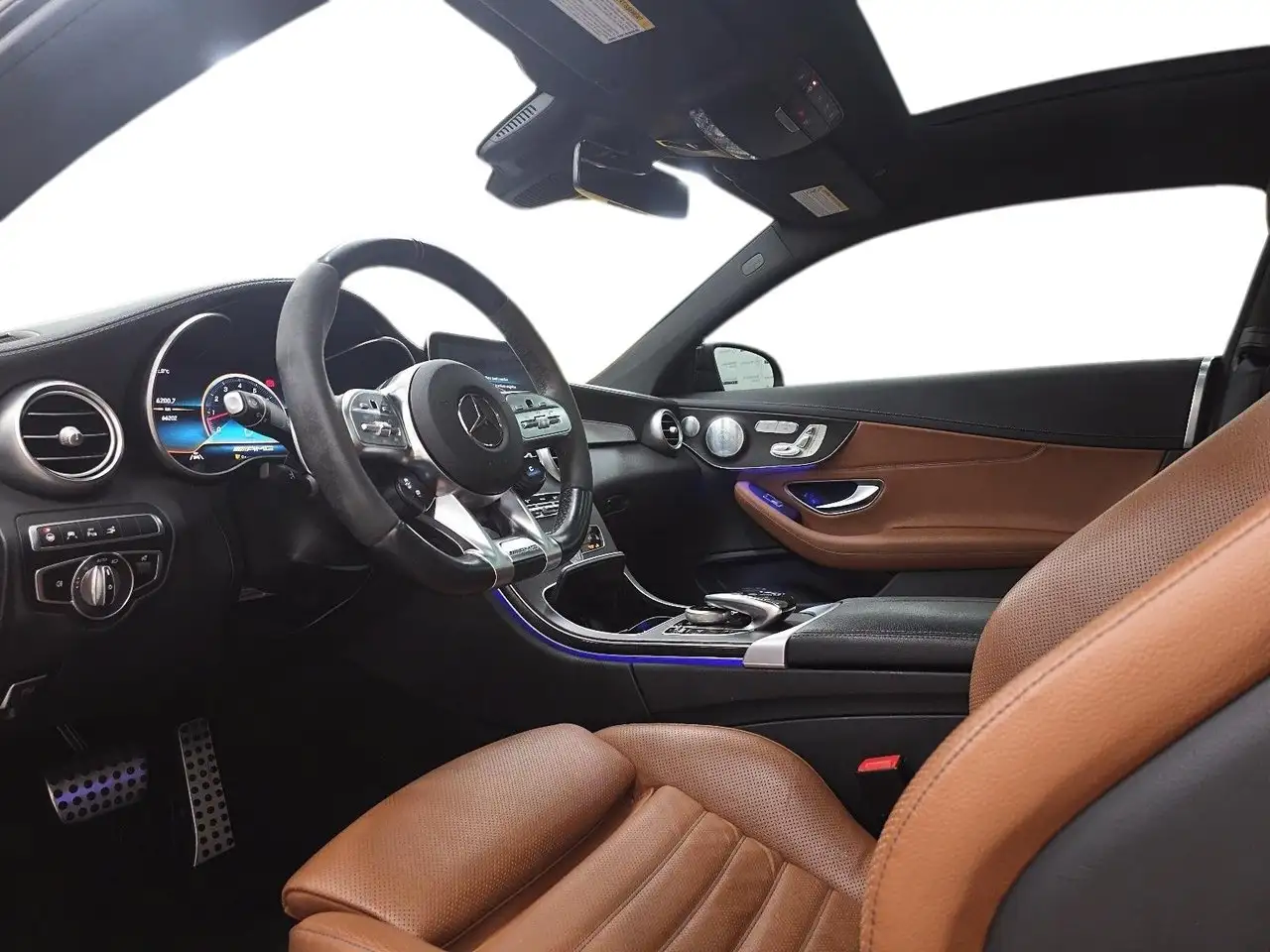 Mercedes-Benz C-Class - Image 11