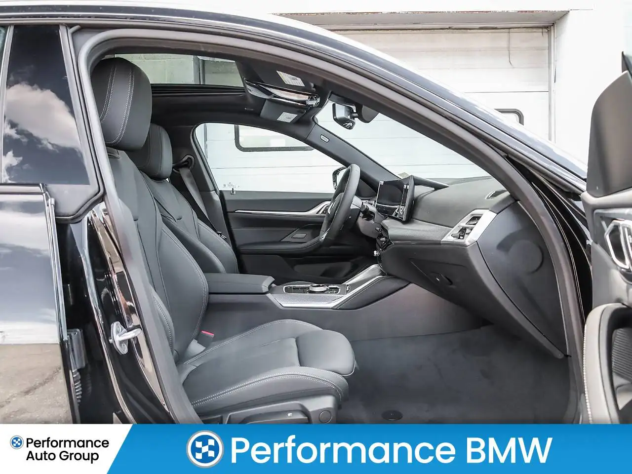BMW i4 - Image 13