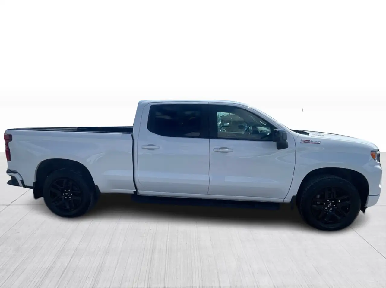 Chevrolet Silverado 1500 - Image 2