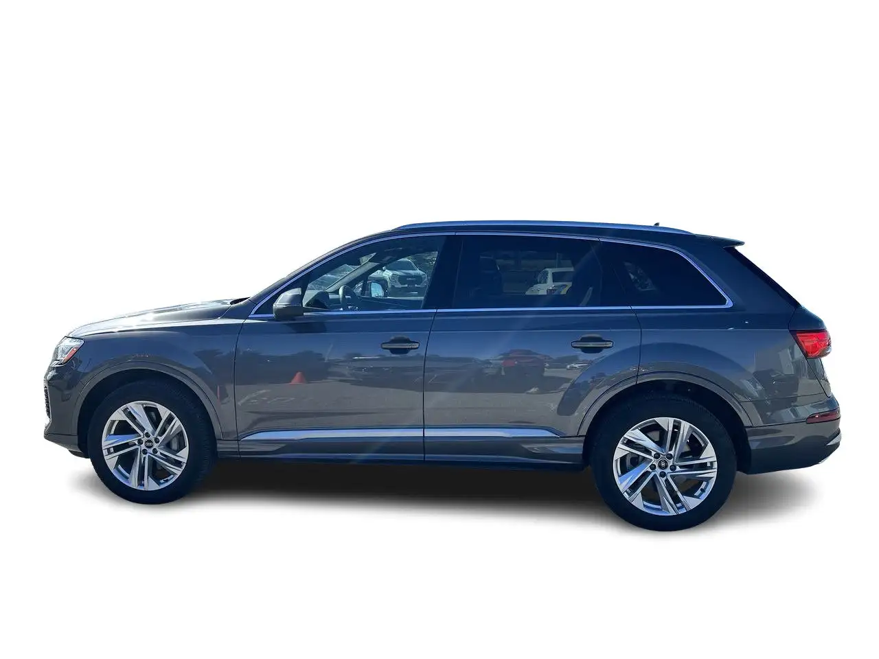 Audi Q7 - Image 8