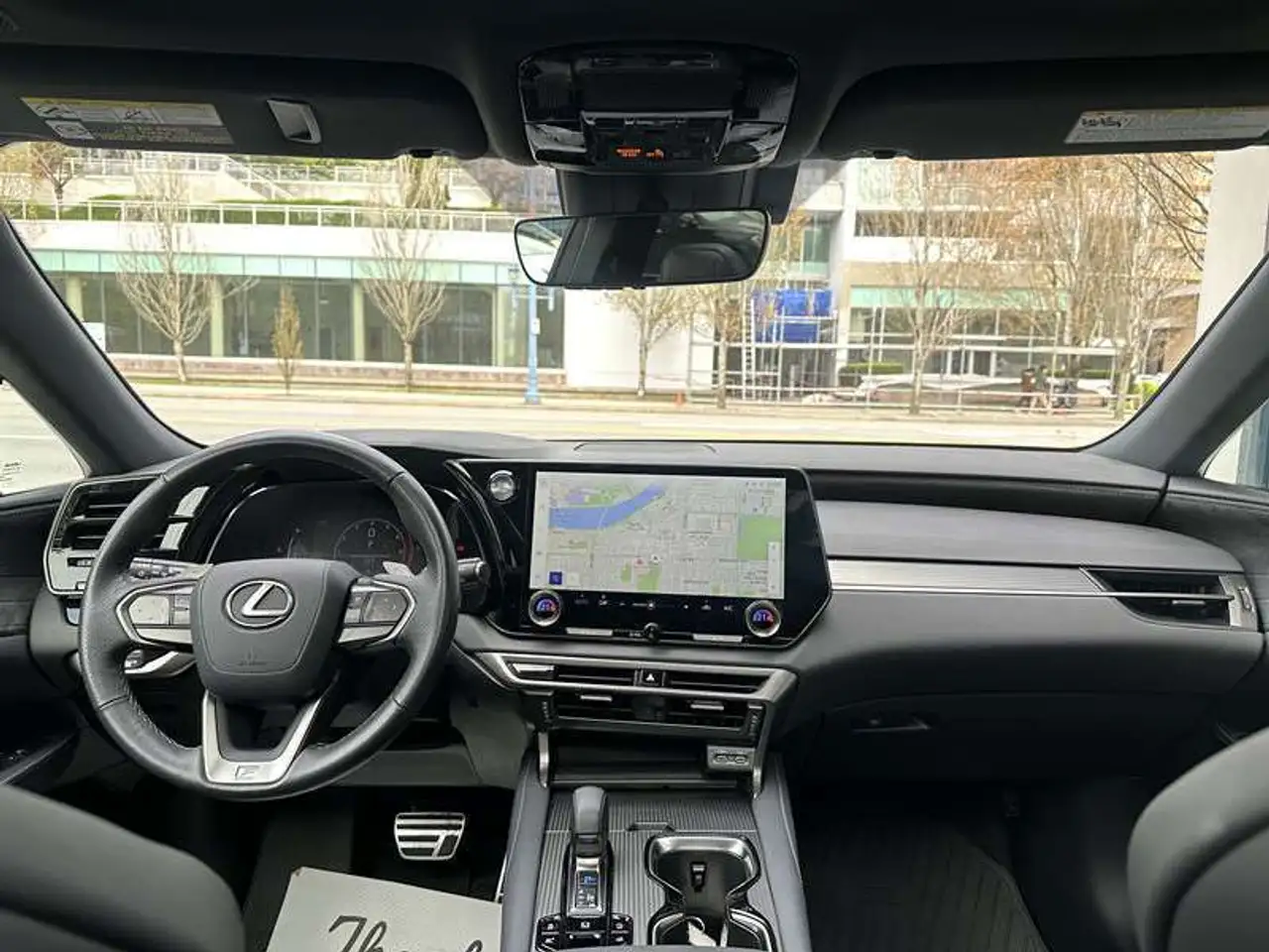 Lexus RX - Image 12