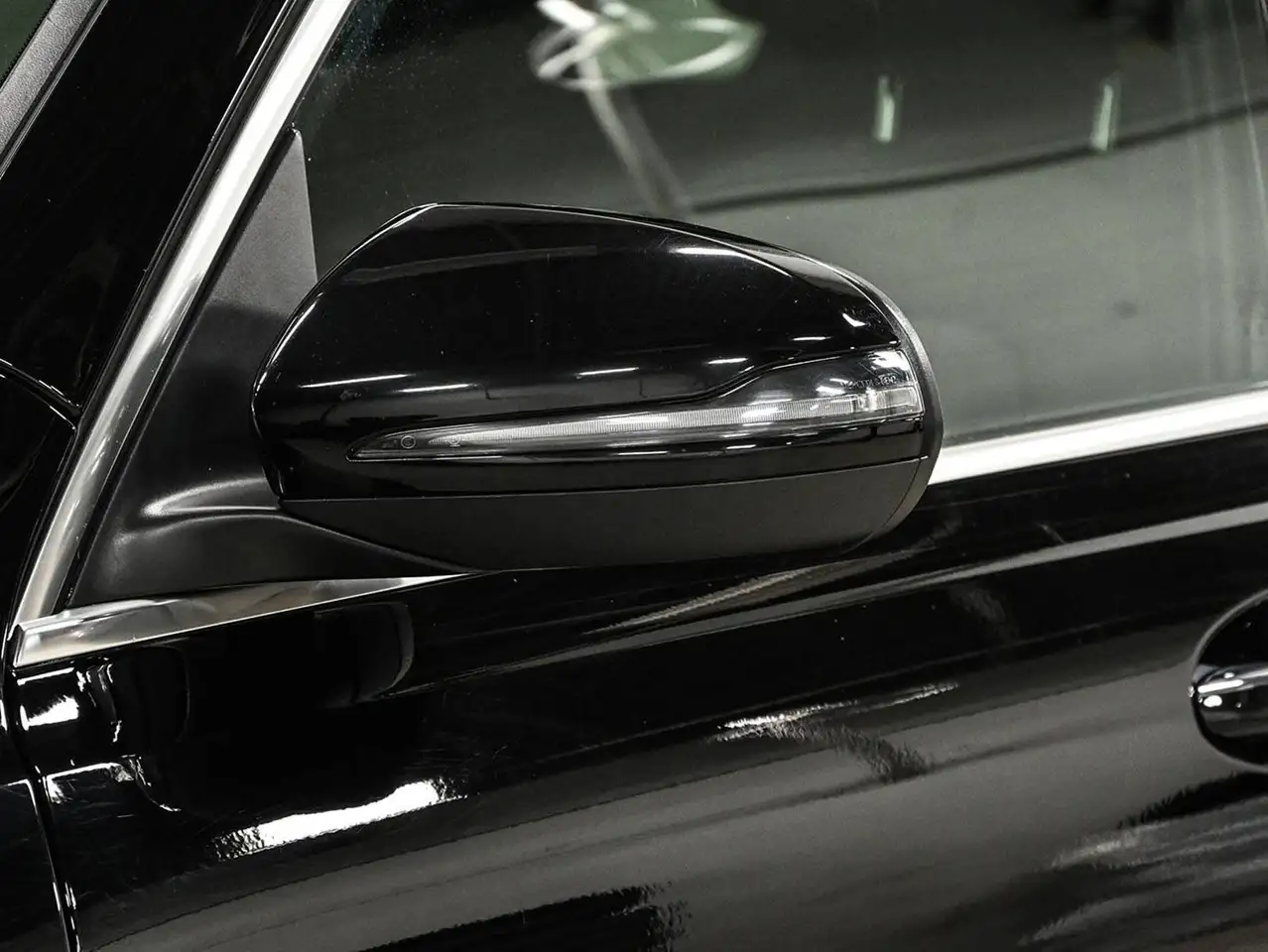 Mercedes-Benz GLB - Image 6