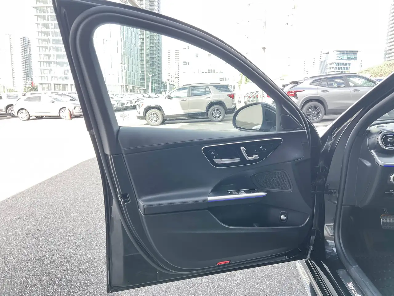Mercedes-Benz C-Class - Image 31