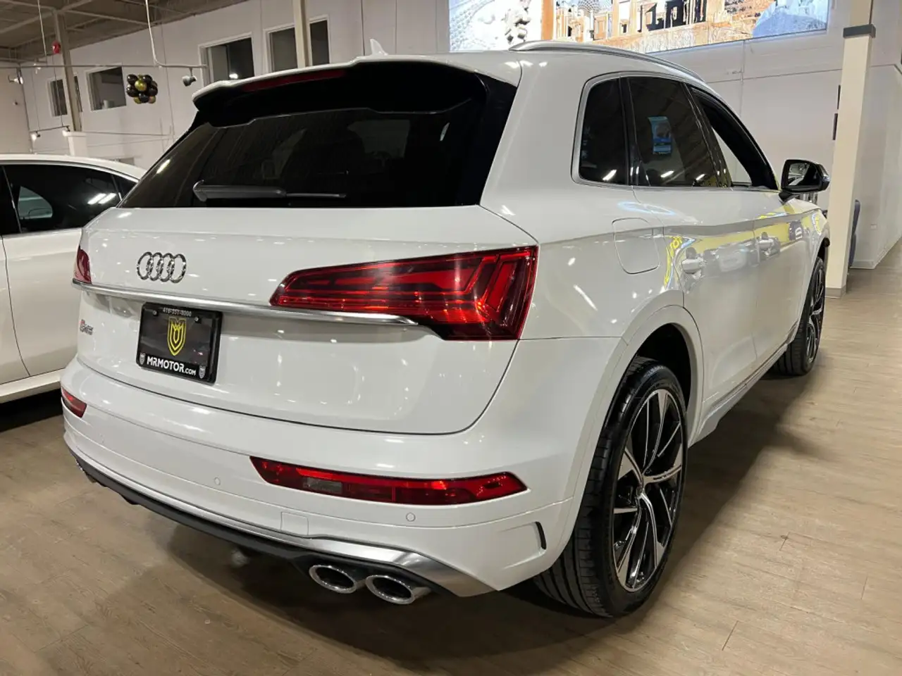 Audi SQ5 - Image 5