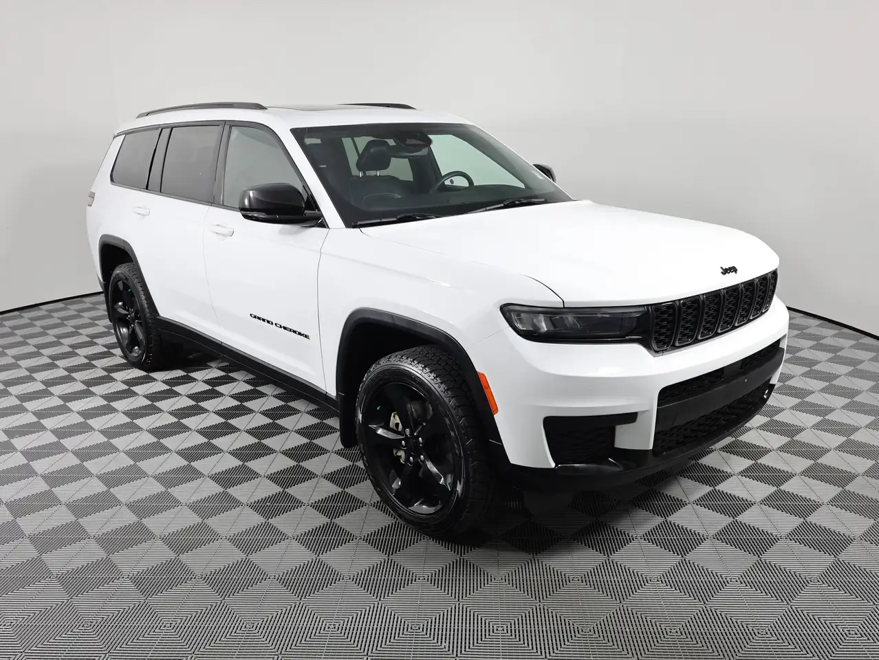 Jeep Grand Cherokee - Image 3