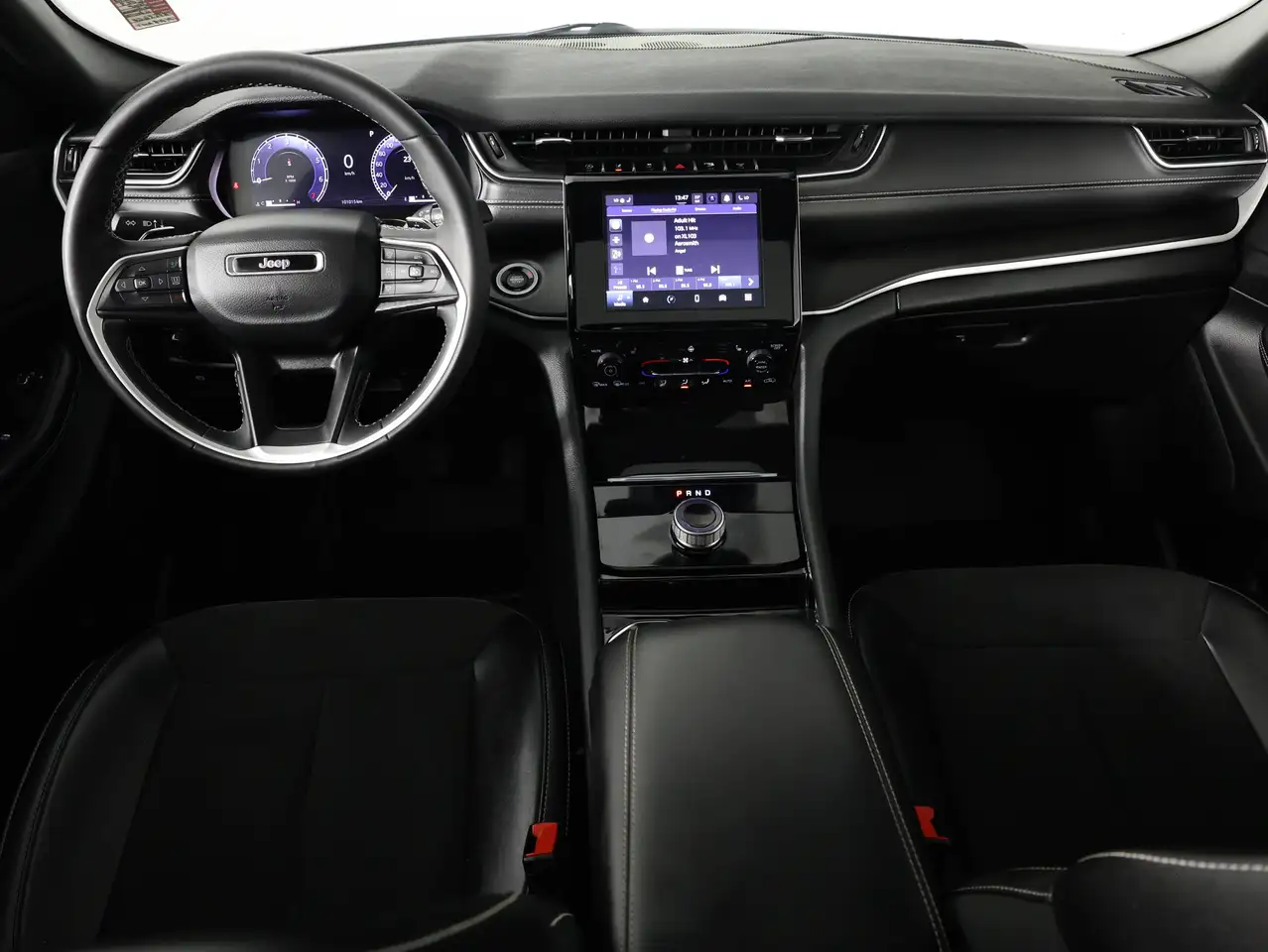 Jeep Grand Cherokee - Image 13