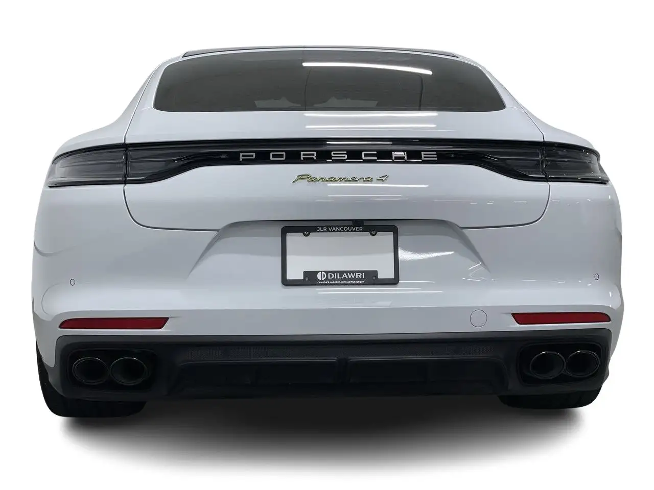 Porsche Panamera - Image 11