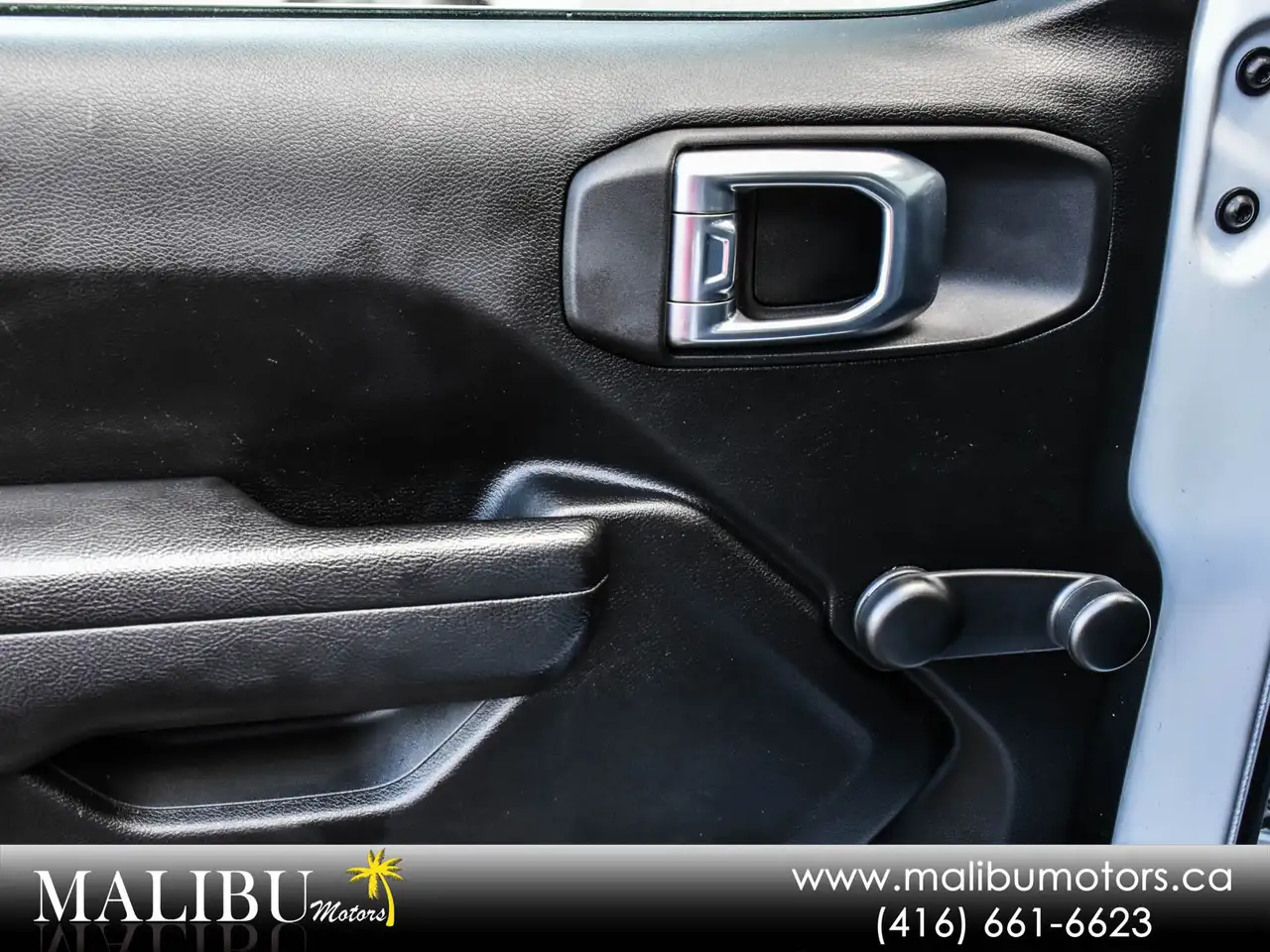 Jeep Wrangler - Image 13