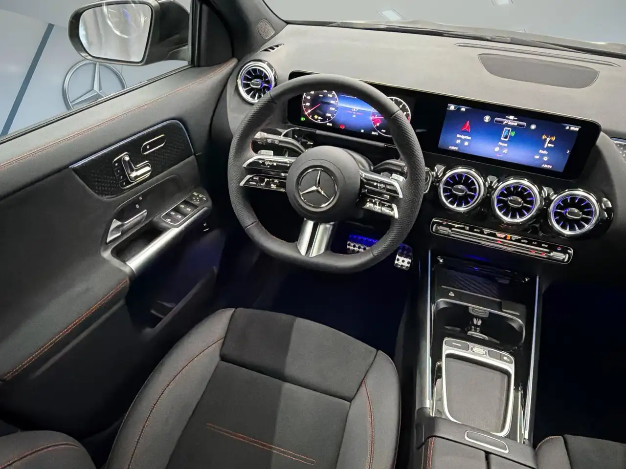Mercedes-Benz GLA - Image 21