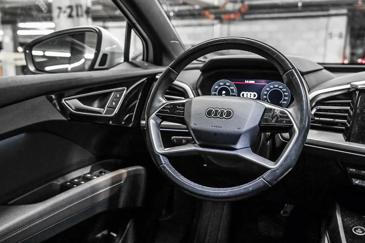Audi Q4 e-tron - Image 17