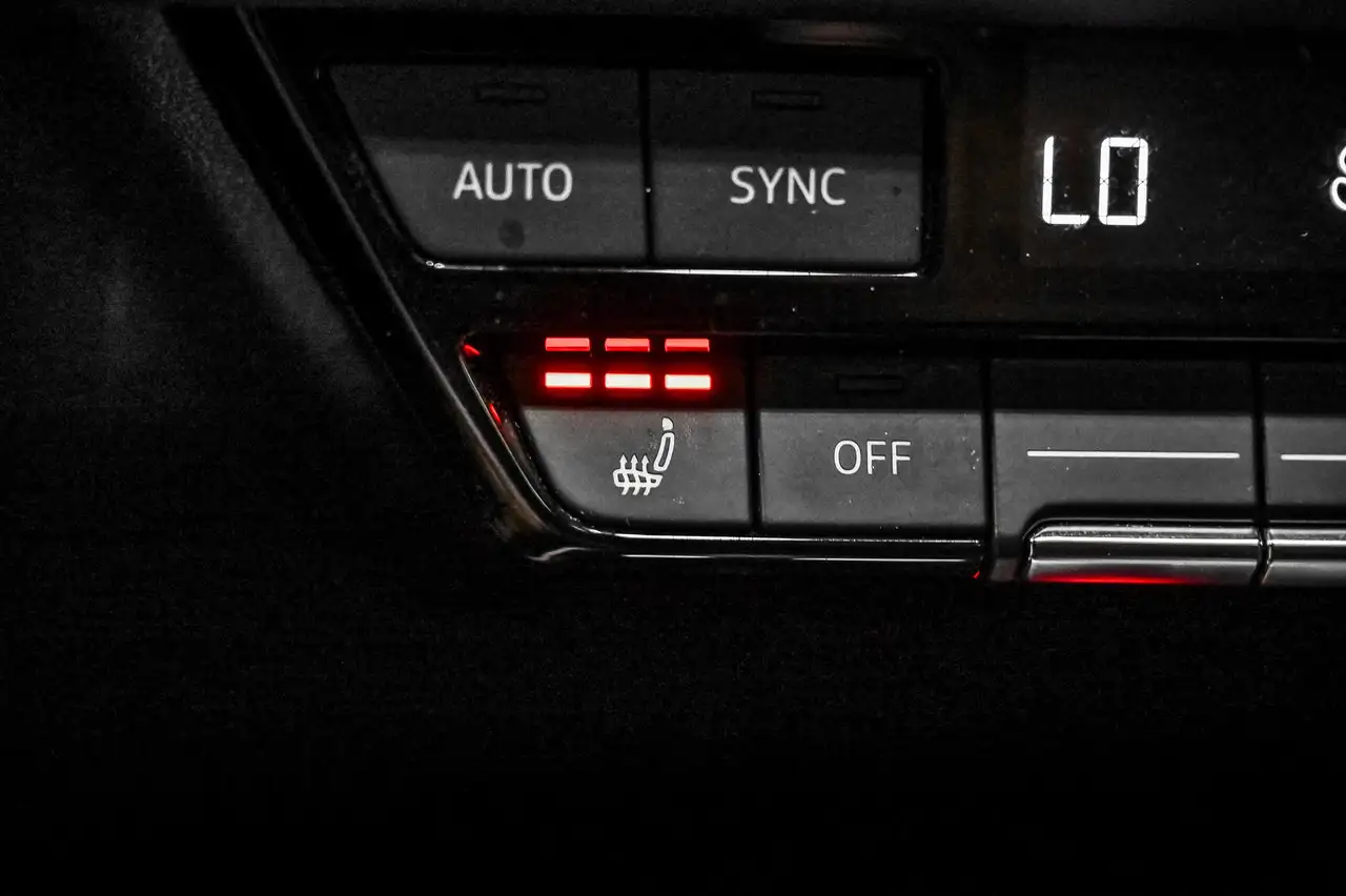 Audi Q4 e-tron - Image 12