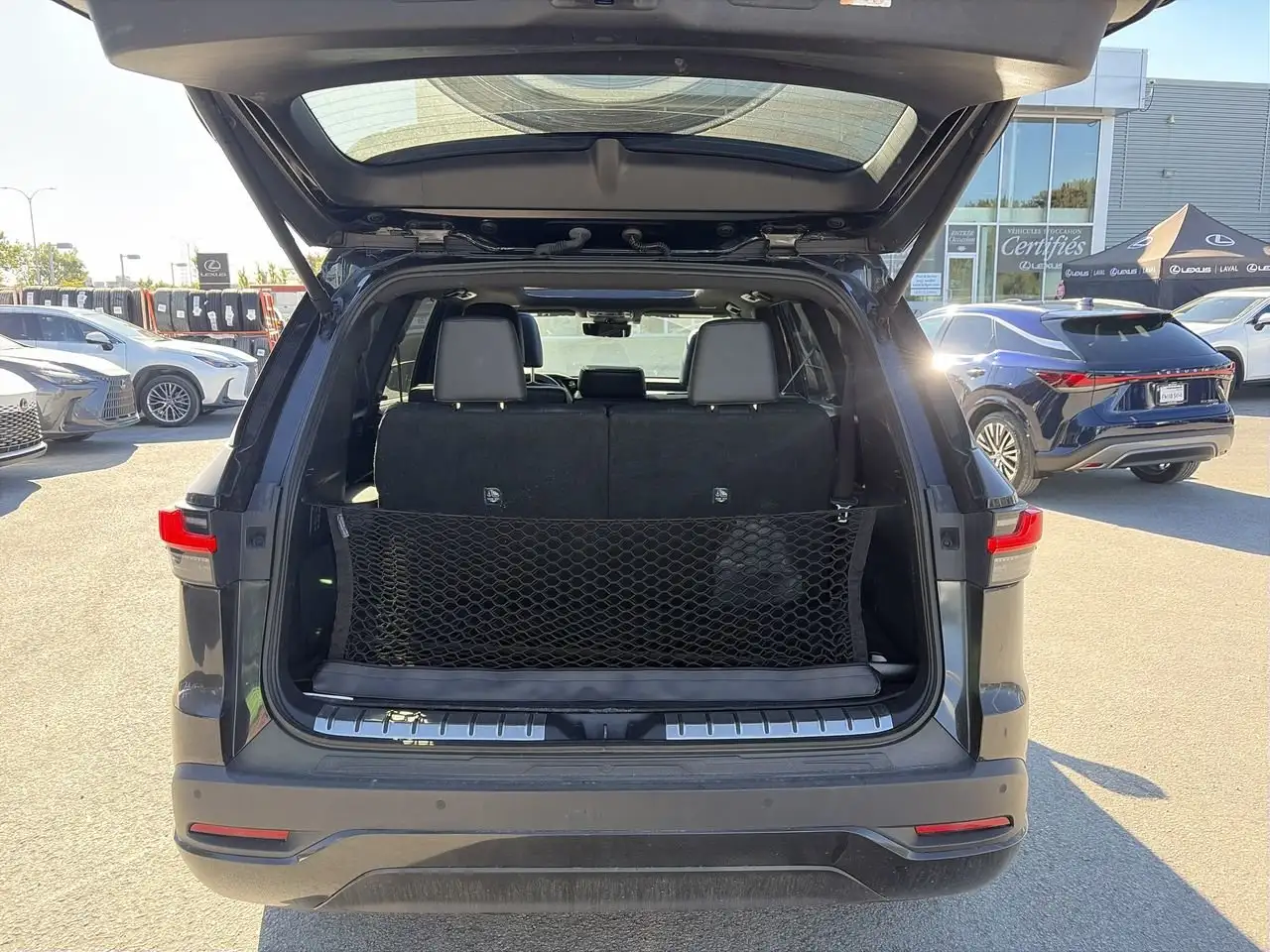 Lexus TX - Image 32
