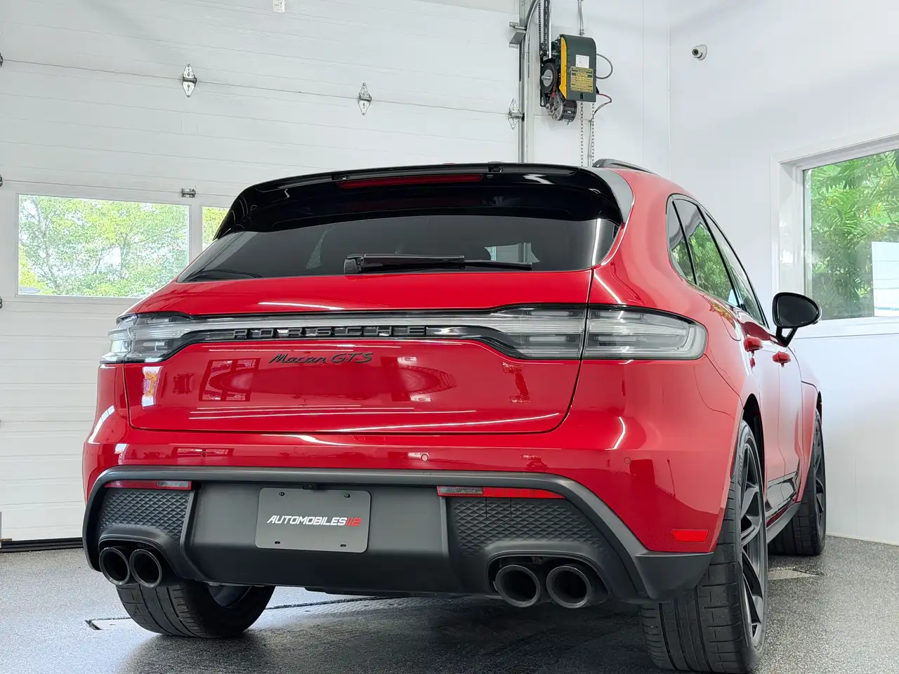 Porsche Macan - Image 12
