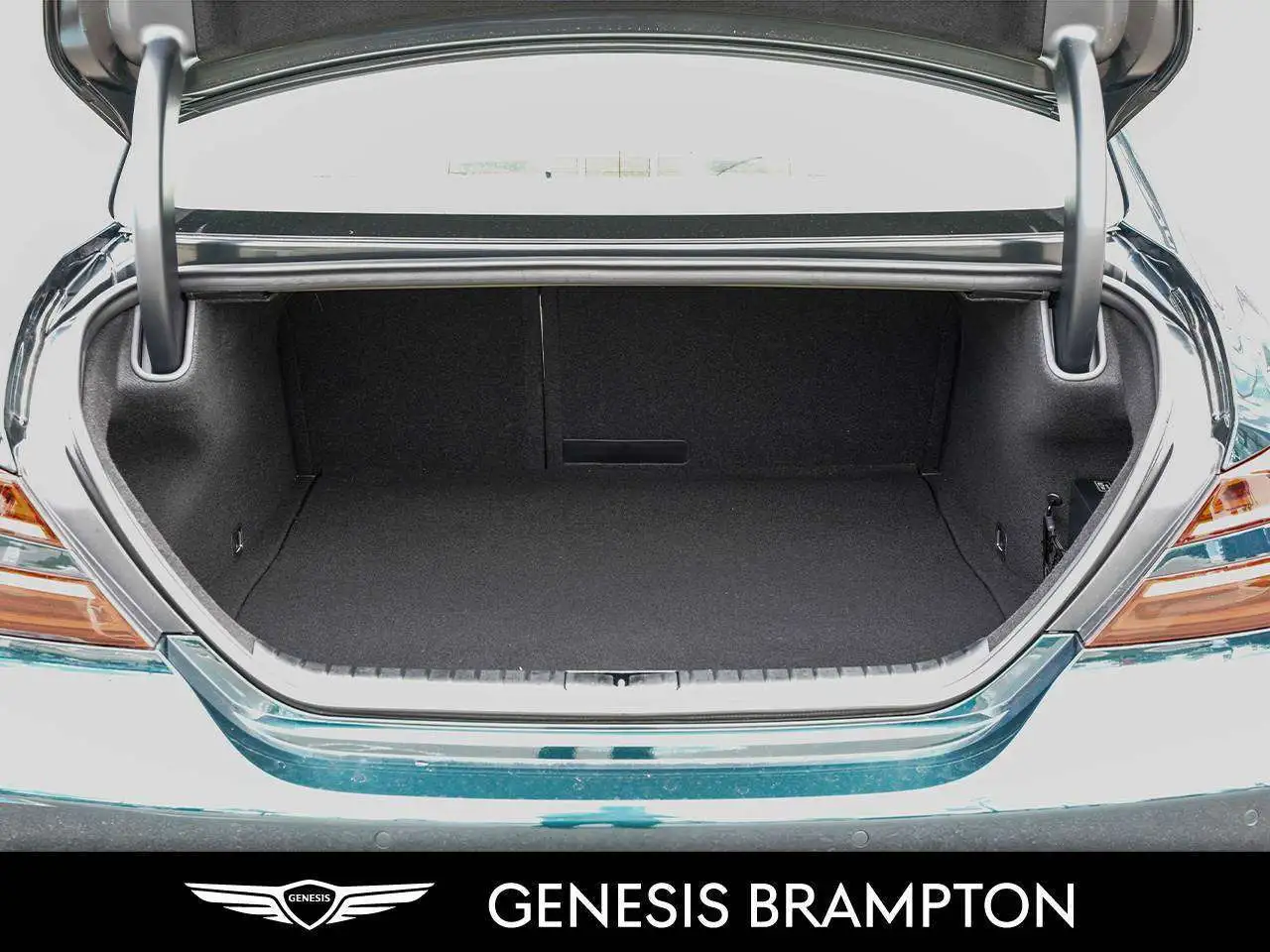 Genesis G70 - Image 7
