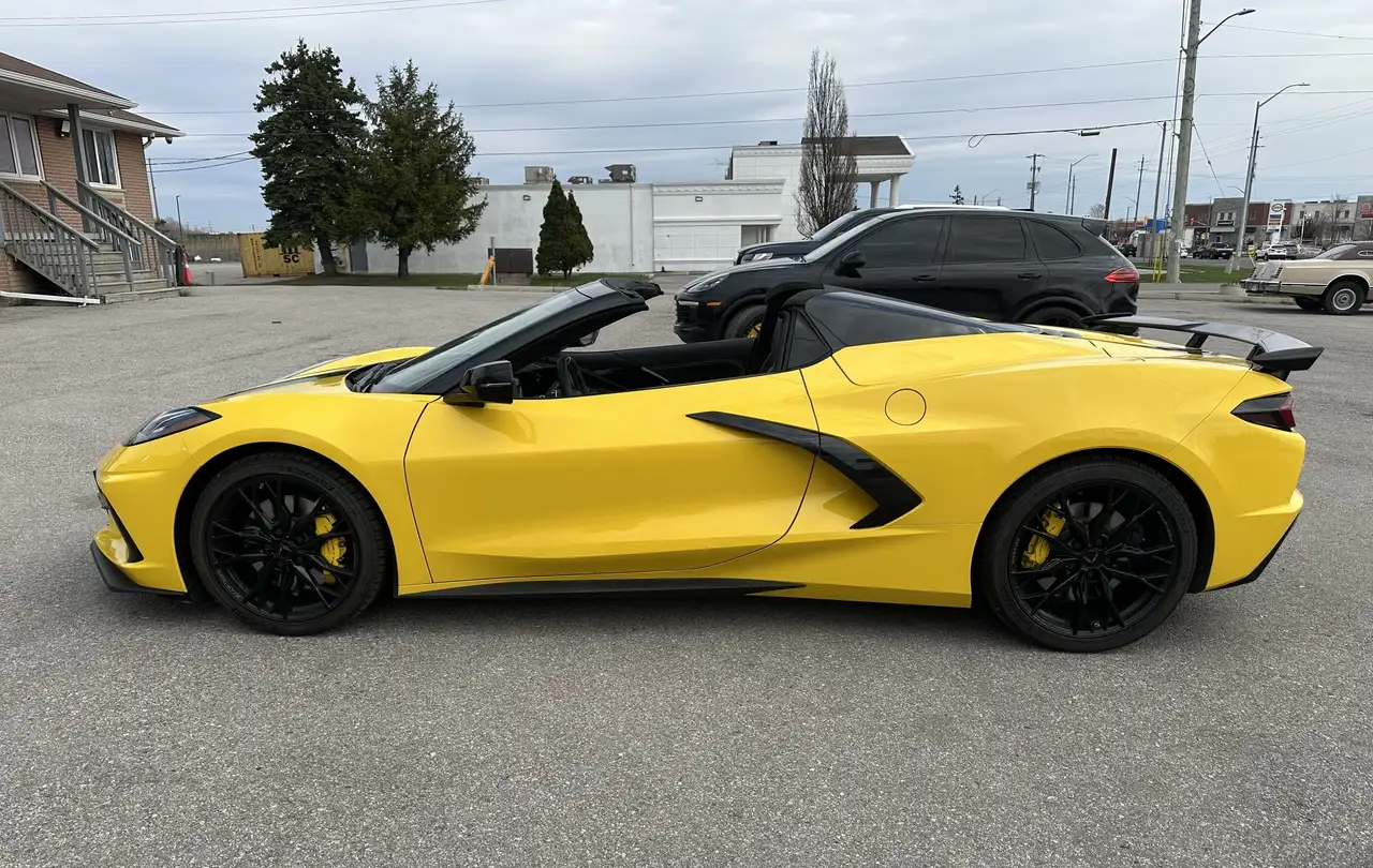 Chevrolet Corvette - Image 3