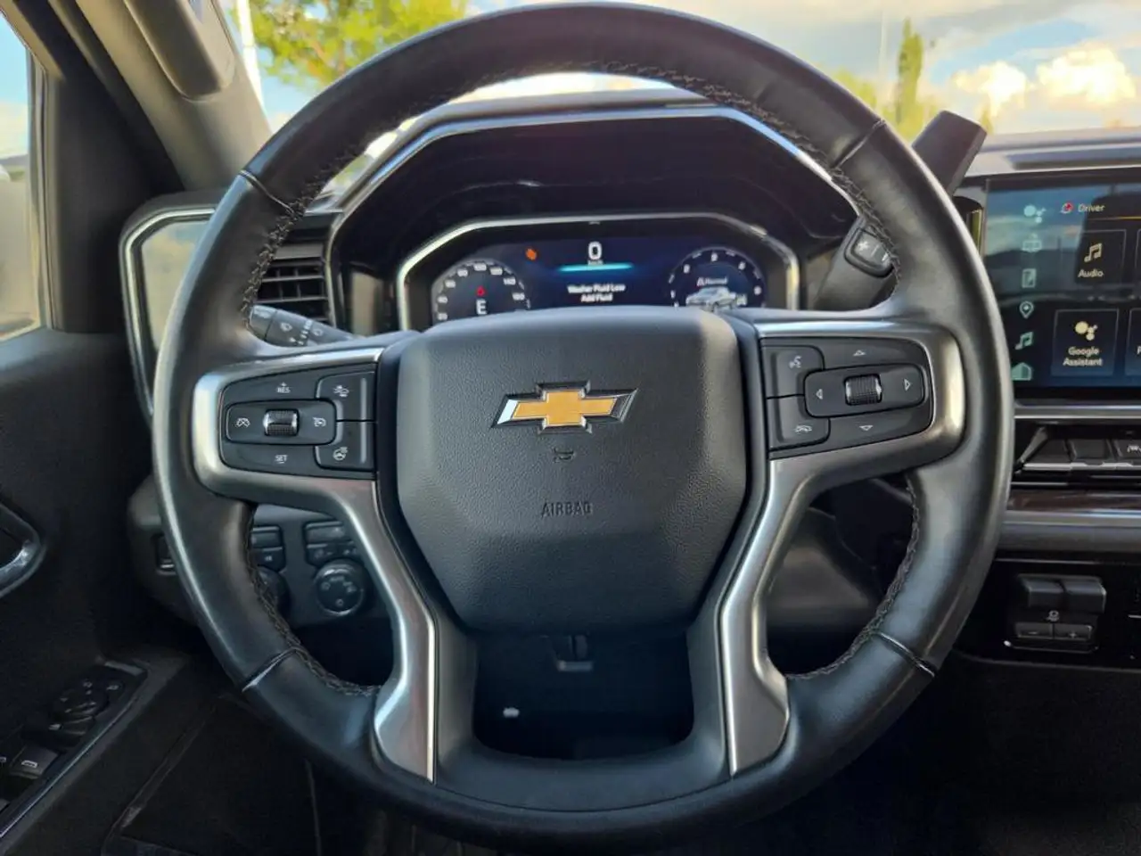 Chevrolet Silverado 1500 - Image 15